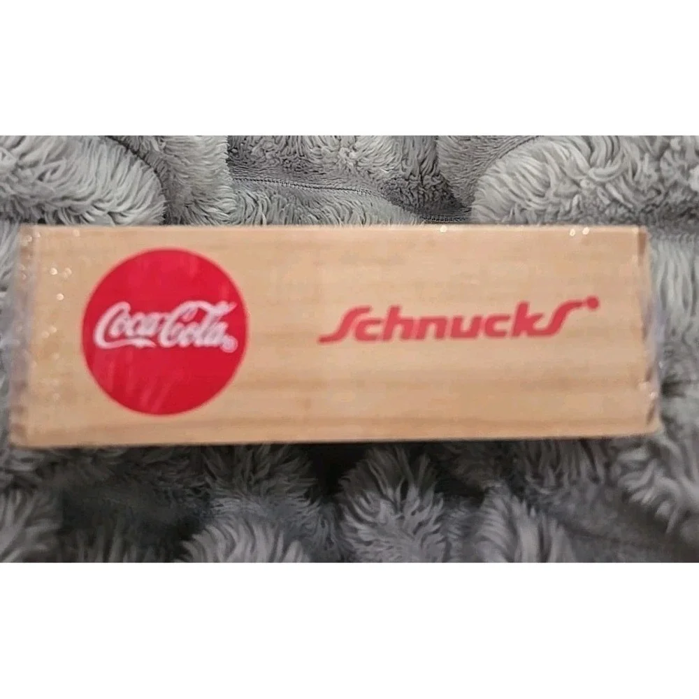 St Louis Cardinals Baseball Set of 4 Ceramic Coasters in Wooden Holder, NEW!!